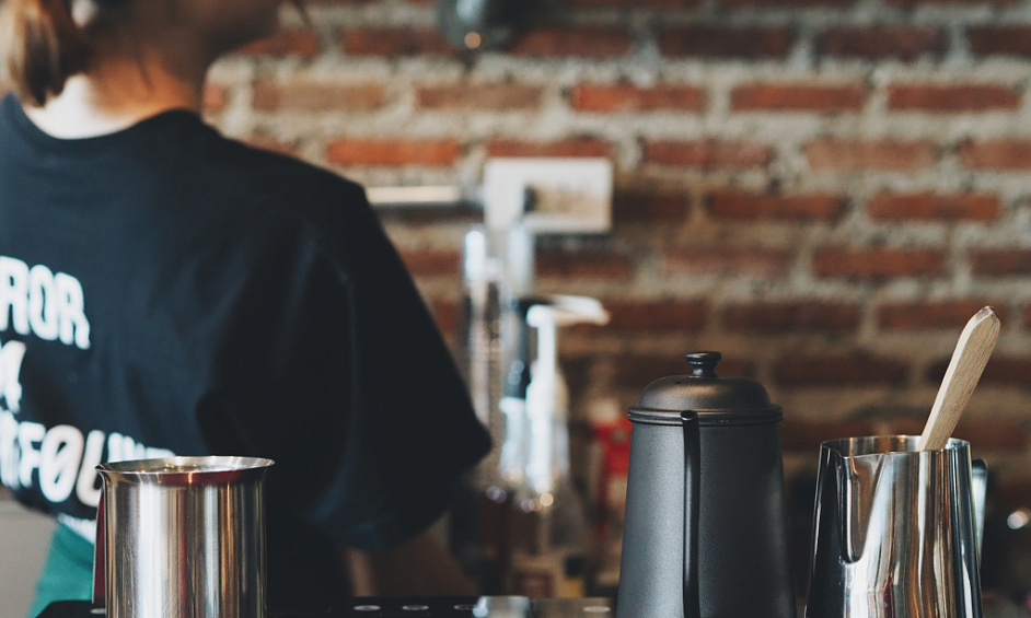 Audacieux. Excentrique. Délicieusement assumé. Ce n'est pas seulement du café - c'est Piccolo Me! 1