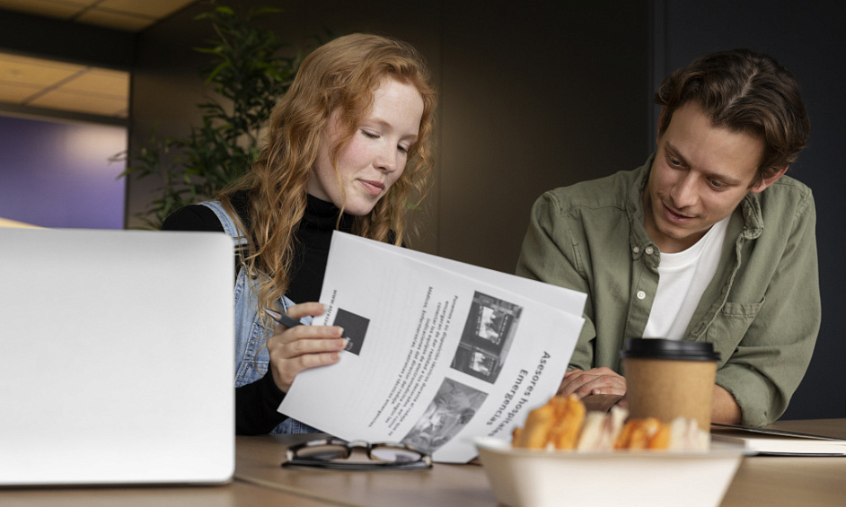 SUNSHINE COAST BUREAU DE PRESSE À VENDRE 1
