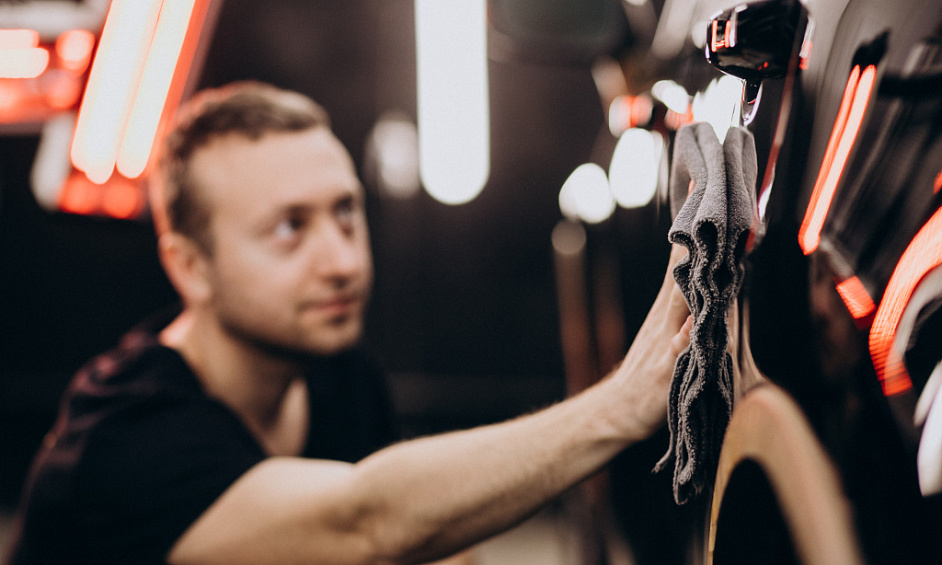 Centre De Vente De Voitures D'Occasion À Fort Volume 1