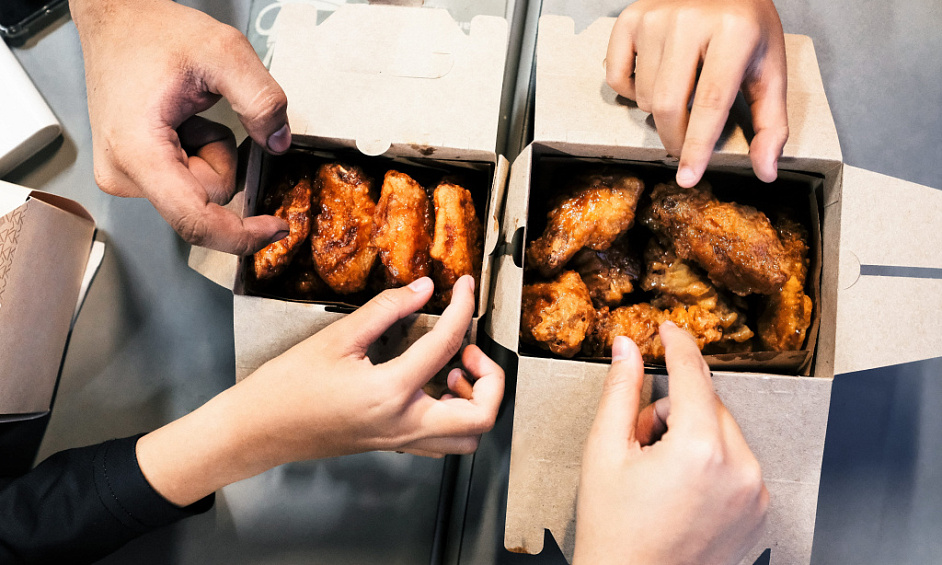 Deux boutiques de poulet à emporter rentables, achetez-en une ou les deux ! Exploitées depuis longtemps, sites à fort trafic, bénéfices constants 1