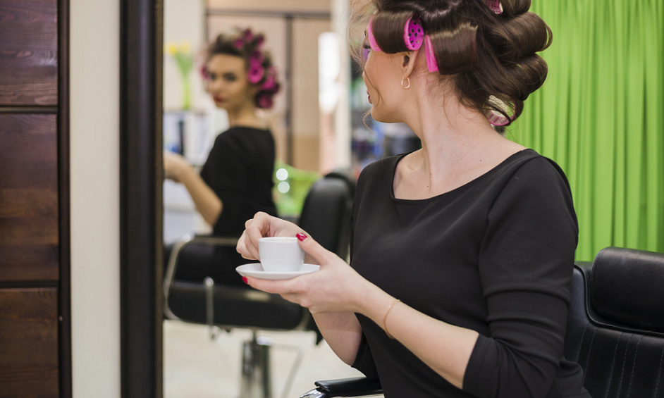 Réputé Local Salon Fortes Futures Réservations 1