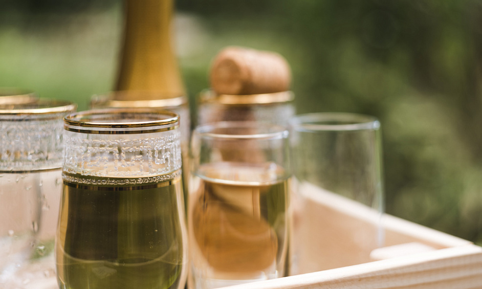 Entreprise De Production De Boissons Pour L'E-Commerce Dans La Région Idyllique Des Jardins De Thé/Hawks Nest 1