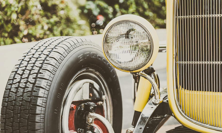 Atelier De Pneus Animé Gold Coast Étab. 1997 1