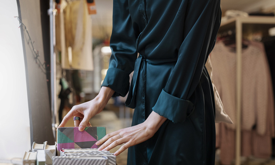 Rentable & Très Demandée Entreprise de Location de Robes - Stockée & Clé en Main 1