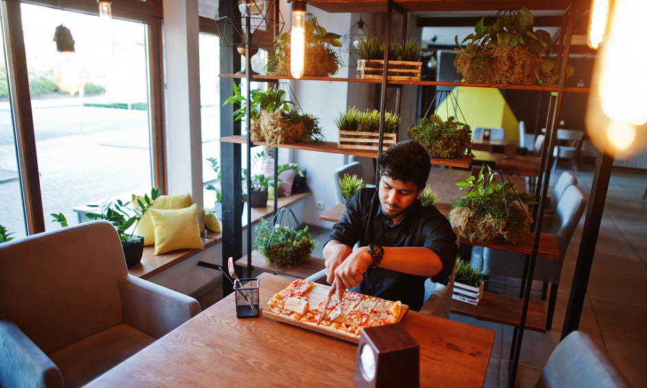 Opportunité D'Affaires Pour Un Restaurant Italien Établi 1