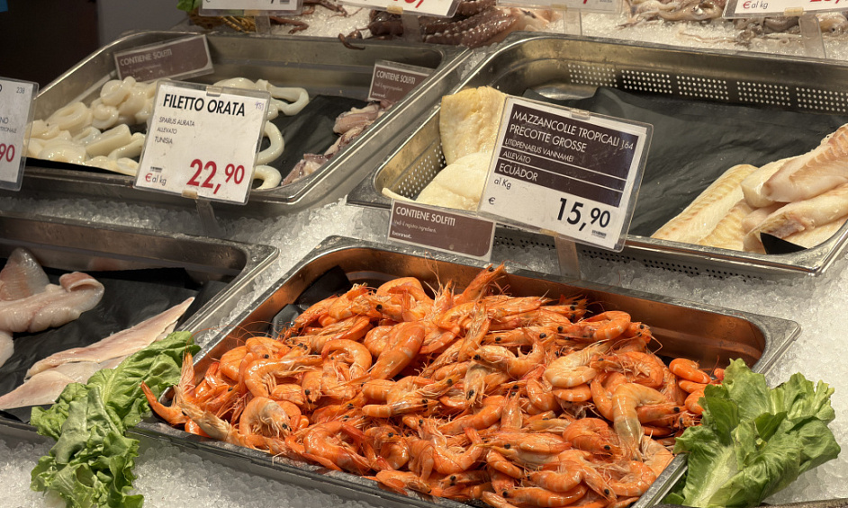 Entreprise populaire de fruits de mer/production de glace dans le N/O Qld + maison 4 ch. 1