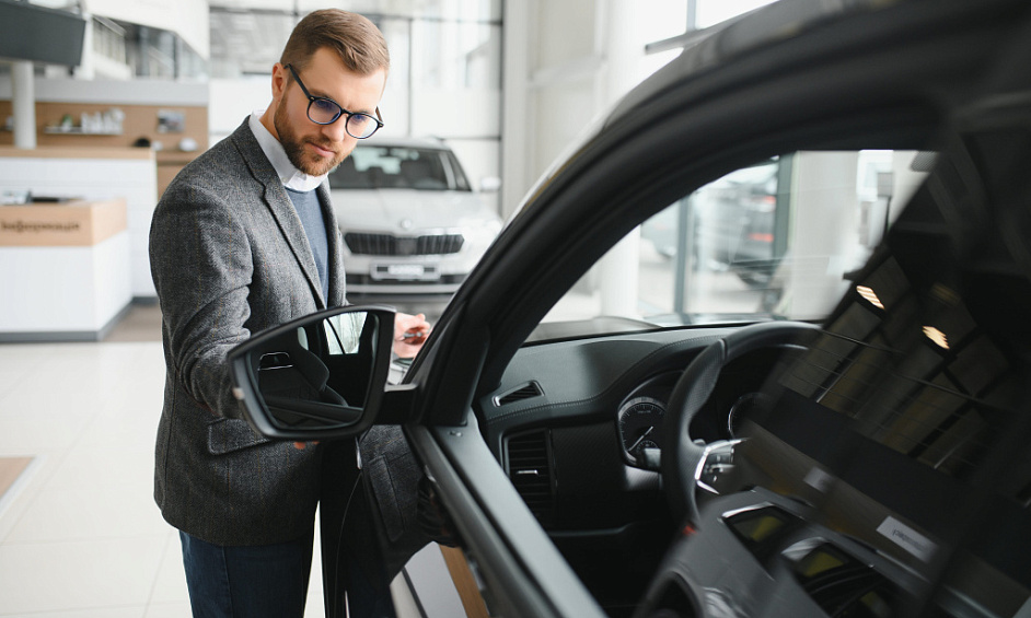 Propriétaire Motivé Souhaitant Prendre Sa Retraite 1 Propriétaire Motivé Souhaitant Prendre Sa Retraite 1