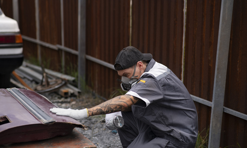 Franchise Gutter Knight à vendre - Protection de gouttières résidentielle et commerciale - Reconnu, réputé, abordable - Gagnez jusqu'à 800 000 $/an 1