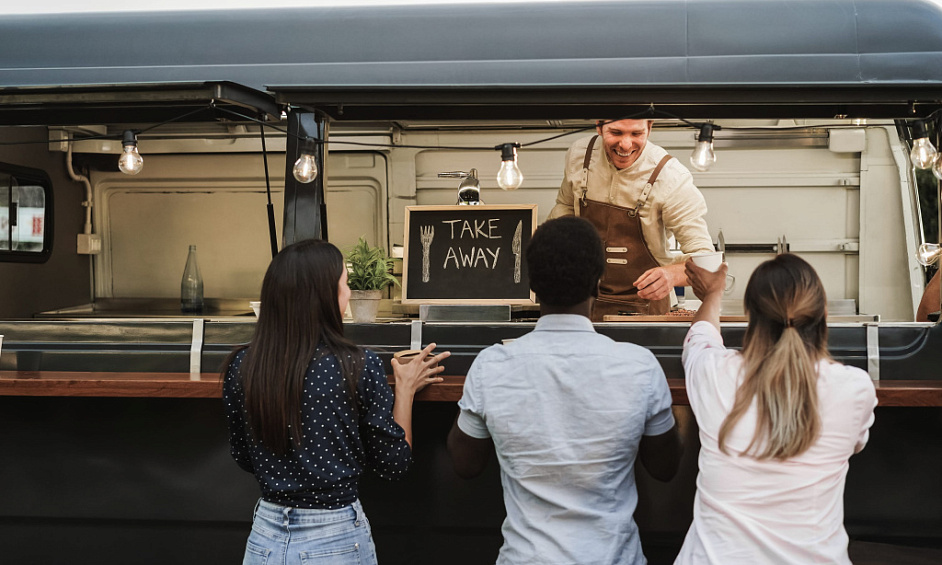 Opportunité De Food Truck Entièrement Équipé 1
