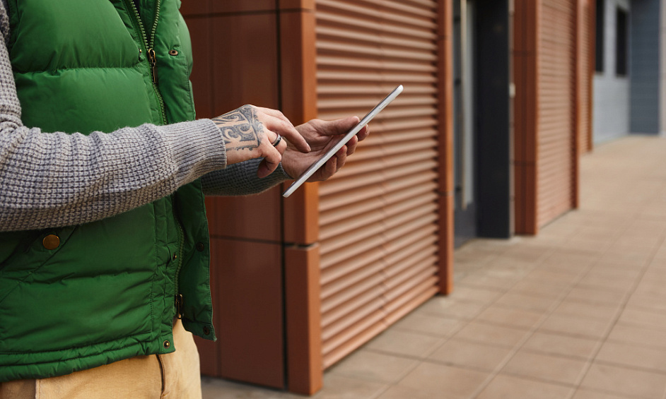 Spécialiste Rentable De Portes De Garage Et De Portails 1