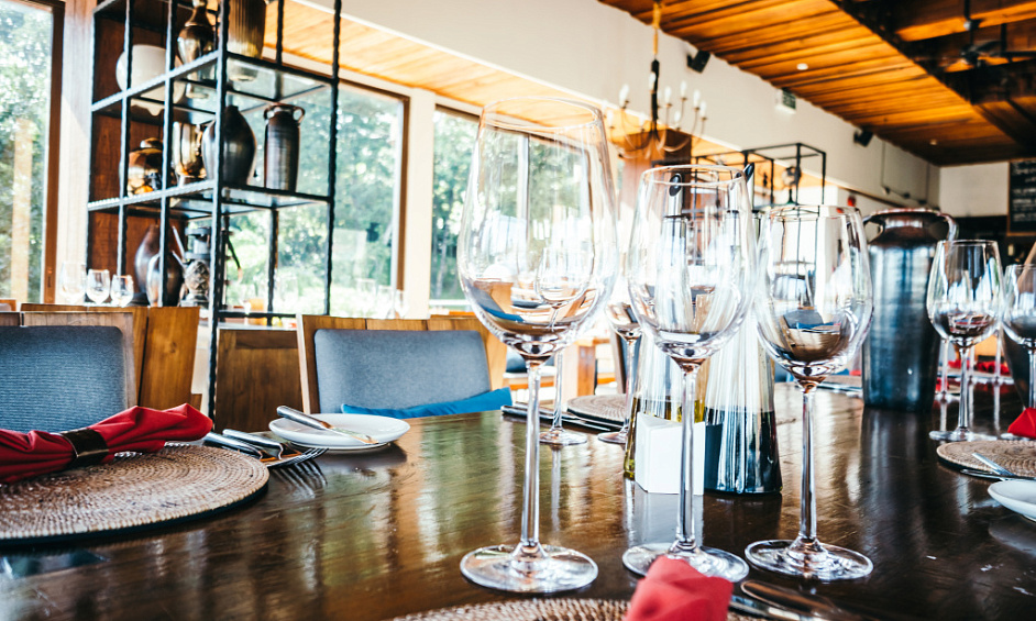 Inner North Restaurant & Bar | 5 nuits seulement | Aménagement intérieur à la pointe de la technologie 1