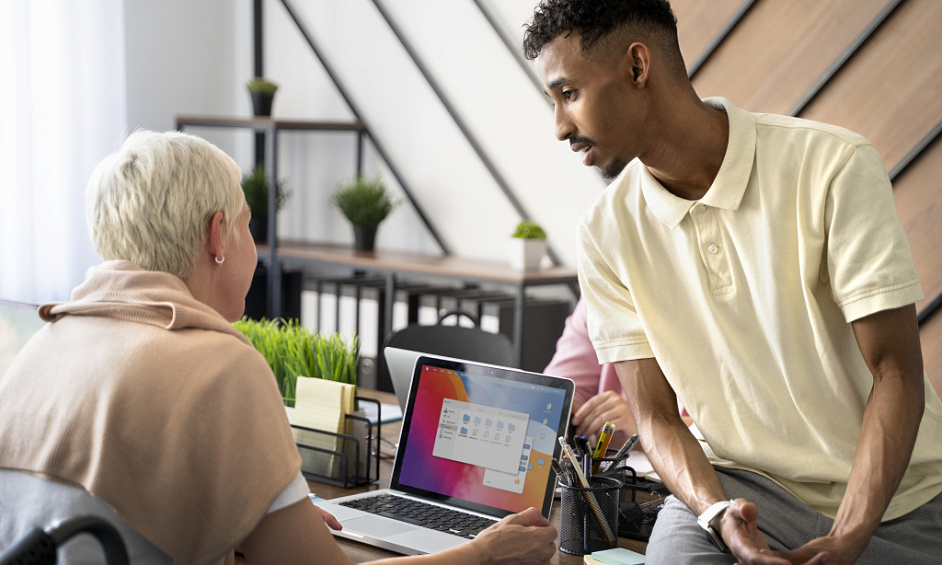 NDIS & Entreprise De Soins Aux Personnes Âgées À Vendre Sud Est QLD 58+ Clients $2.1M Revenu 1