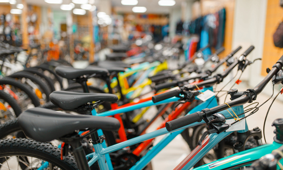 Magasin De Vélos Établi Avec Atelier De Réparation D'Experts 1 Magasin De Vélos Établi Avec Atelier De Réparation D'Experts 1