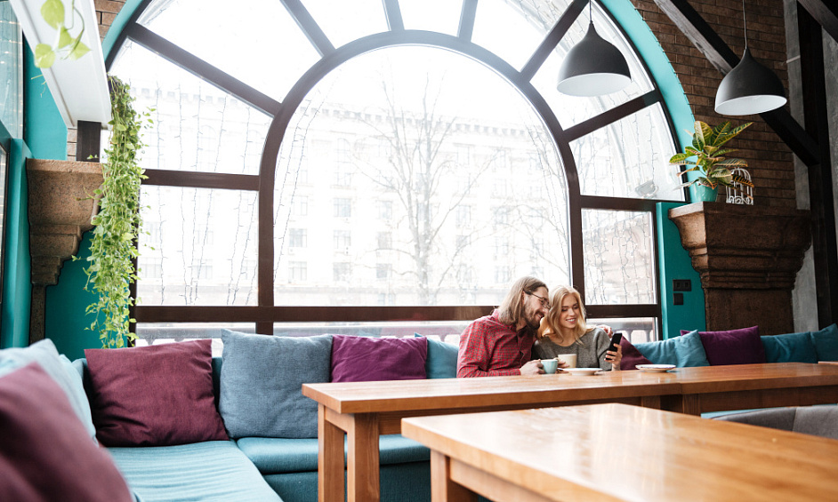 Boutique Cafe with 3 bedroom apartment. 1