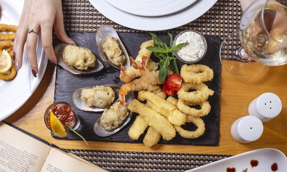 Entreprise De Fruits De Mer En Bord De Mer Âgée De 8 Ans Avec Une Équipe Expérimentée Et Une Croissance Constante 1 Entreprise De Fruits De Mer En Bord De Mer Âgée De 8 Ans Avec Une Équipe Expérimentée Et Une Croissance Constante 1