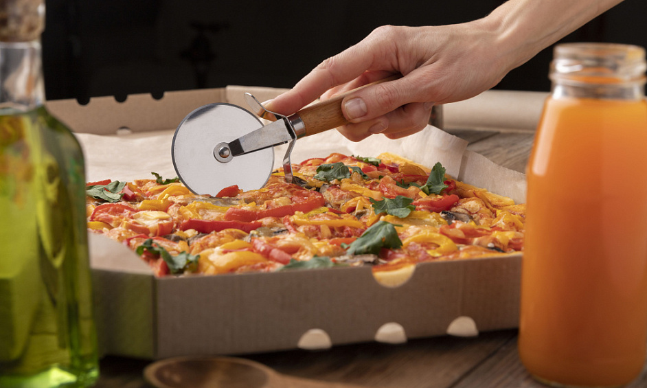 Pizzeria - Très Rentable Emplacement De Premier Choix - Emplacement En Bordure De Ville En Plein Essor 1